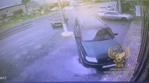 Машина протаранила магазин в Пушкино