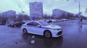 Полиции с сиренами и без