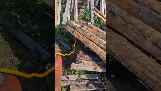 Обжиг дерева кровельной газовой горелкой. Часть 1 . Процесс.