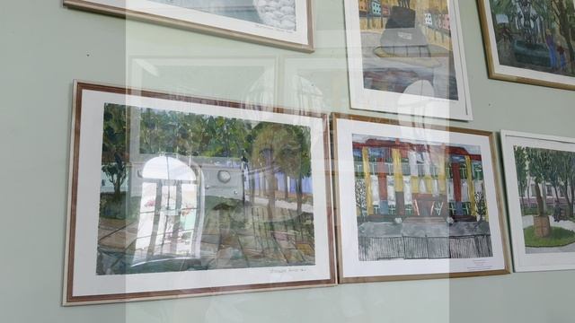 Выставка детских рисунков "Любимый город в красках" смотреть онлайн
