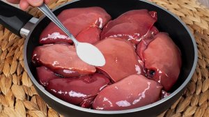 Мало кто знает этот трюк! Как приготовить куриную печень без горечи — мягкая и сочная