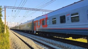 Электровоз ЭП2К-260 с поездом № 201 Красноярск – Анапа следует через о. п. Мало-Чаусовский переезд