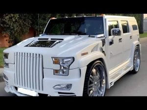 Hummer H2 — внедорожник или городской хищник? #Hummer H2 — почему его всё ещё уважают спустя годы?