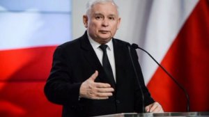 🇵🇱🖕🇺🇦Украинцы стали бандеровцами, их нельзя допускать в ЕС, — экс-премьер Польши Качиньский