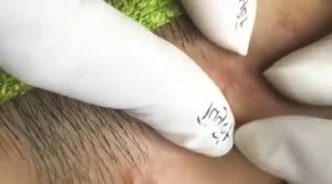 Успокаивающий уход за лицом для снятия стресса в спа-салоне