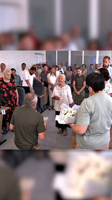 Отказалась от посмертной награды из рук существующей власти, чтобы быть услышанной. смотреть онлайн