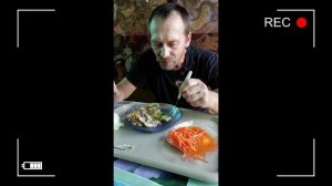 Мукбанг. Жареная картошка. Крылышки запечённые в рукаве. Морковь по корейски.
