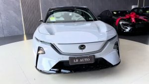 Mazda EZ-60 Premium 2026 - Визуальный обзор автомобиля