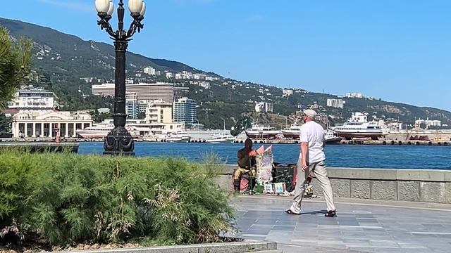 Ялта. Ave Maria (Caccini) В.Вавилова, на набережной им.В.И.Ленина. 27.06.2026. Крым. Crimea. Yalta. смотреть онлайн