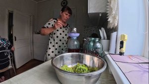 СИЛ НЕТ, ПЕРВЫЕ ЗАГОТОВКИ НА ЗИМУ. ЕЛЕ ЯЗЫК ВОРОЧАЮ..