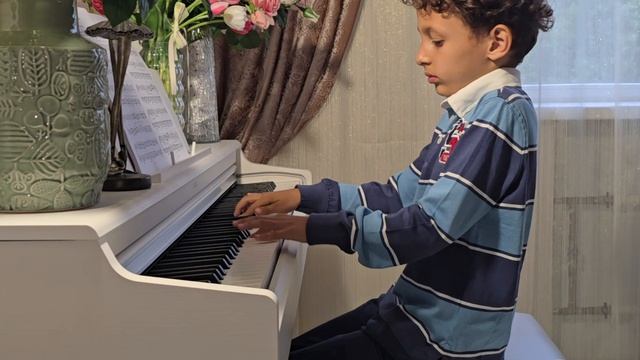 P. I. Tchaikovsky — Children's Album, Op. 39: No. 15, Italian Song смотреть онлайн