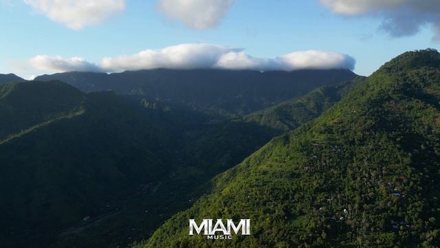 MIAMI - Deep House Summer Mix 2026 🌴 Chill Vocal Tropical Deep House 🏖️ Summer Vibes #beach смотреть онлайн