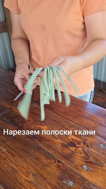 Вот так мы всегда обрезаем помидоры, но соседи от этого в шоке