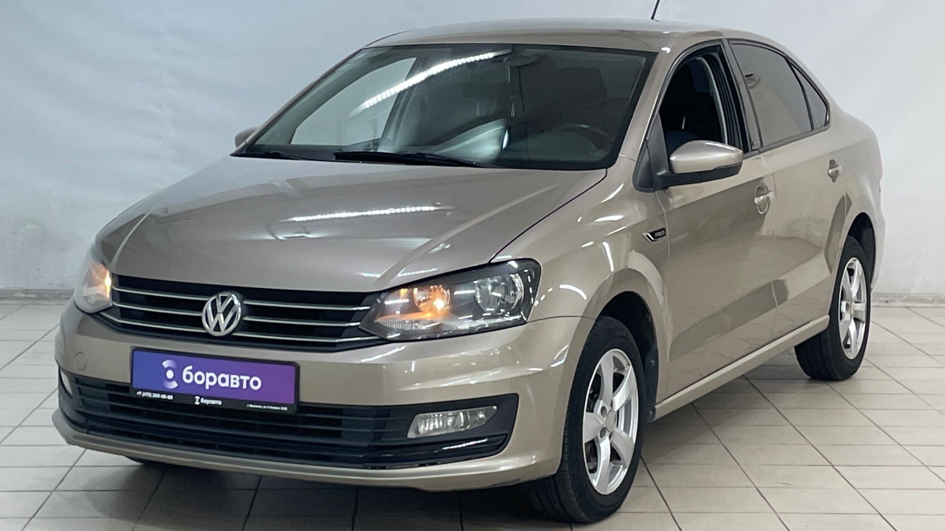 VOLKSWAGEN POLO смотреть онлайн