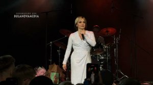 Татьяна Буланова - «Плачу» [Live Vegas City Hall 2023]