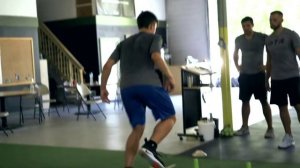 SL Lateral Bounds Серийный латерал-медиал прыжок на 1 ноге
