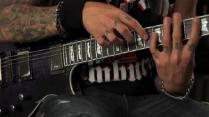 Bill Hudson plays «DREAMS THAT NEVER DIE»
