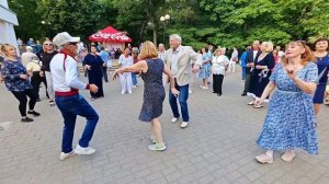 4.07.26г... «Подарю Наташке Ромашки»...
