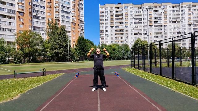 Фитнес упражнения с деревянными гантелями весом 1.0 кг (3)