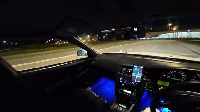ДРИФТ-ТАКСИ на TOYOTA MARK 2 от ПЕРВОГО ЛИЦА По Москве боком