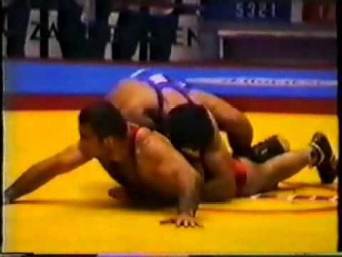 76 кг. TUR - GEO (Ч.Е. 2001) смотреть онлайн