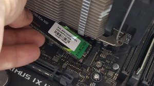 Как установить SSD M2 на материнскую плату? Как установить SSD?