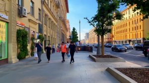 Москва Россия Вечерняя летняя прогулка по Тверской улице в лучах солнца и цветах ☀️🌸