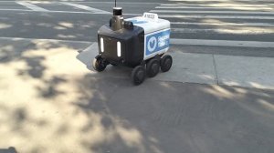 Как заказать робота доставщика Яндекс лавка