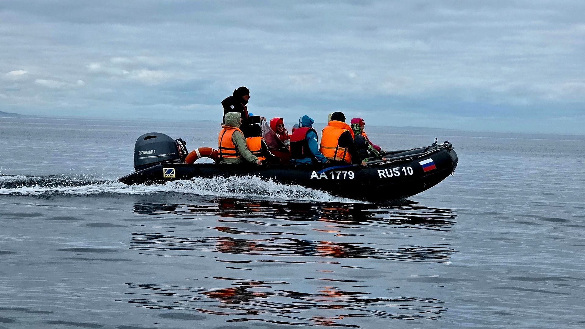 Соловецкие острова, выход в море на скоростной лодке. смотреть онлайн