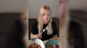 МУКБАНГ ! Ужинаю! 🥗🍗   Первое видео на рутуб !