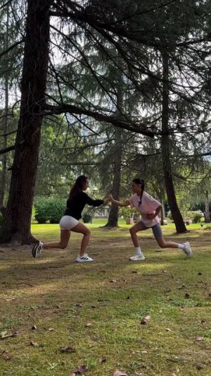 Стройные ноги и упругие ягодицы🍒 Заниматься можете хоть дома, хоть в зале, хоть в лесу) #фитнес