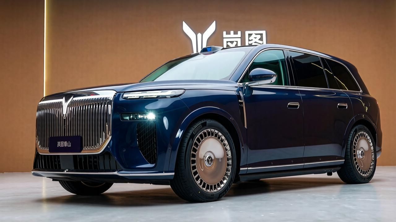 Немецкие производители не могут конкурировать с новым VOYAH TAISHAN PHEV, с запасом хода 1430 км смотреть онлайн
