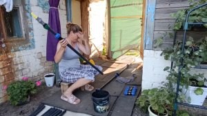 Лучше капельного полива! Порядок в палисаднике и дела огородные.
