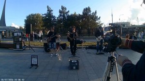 ЦОЙ ЖИВ !