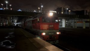 «Машка» Тепловоз ДМ62-1738 с пасс.поездом на Ладожском вокзале, апрель 2022 года