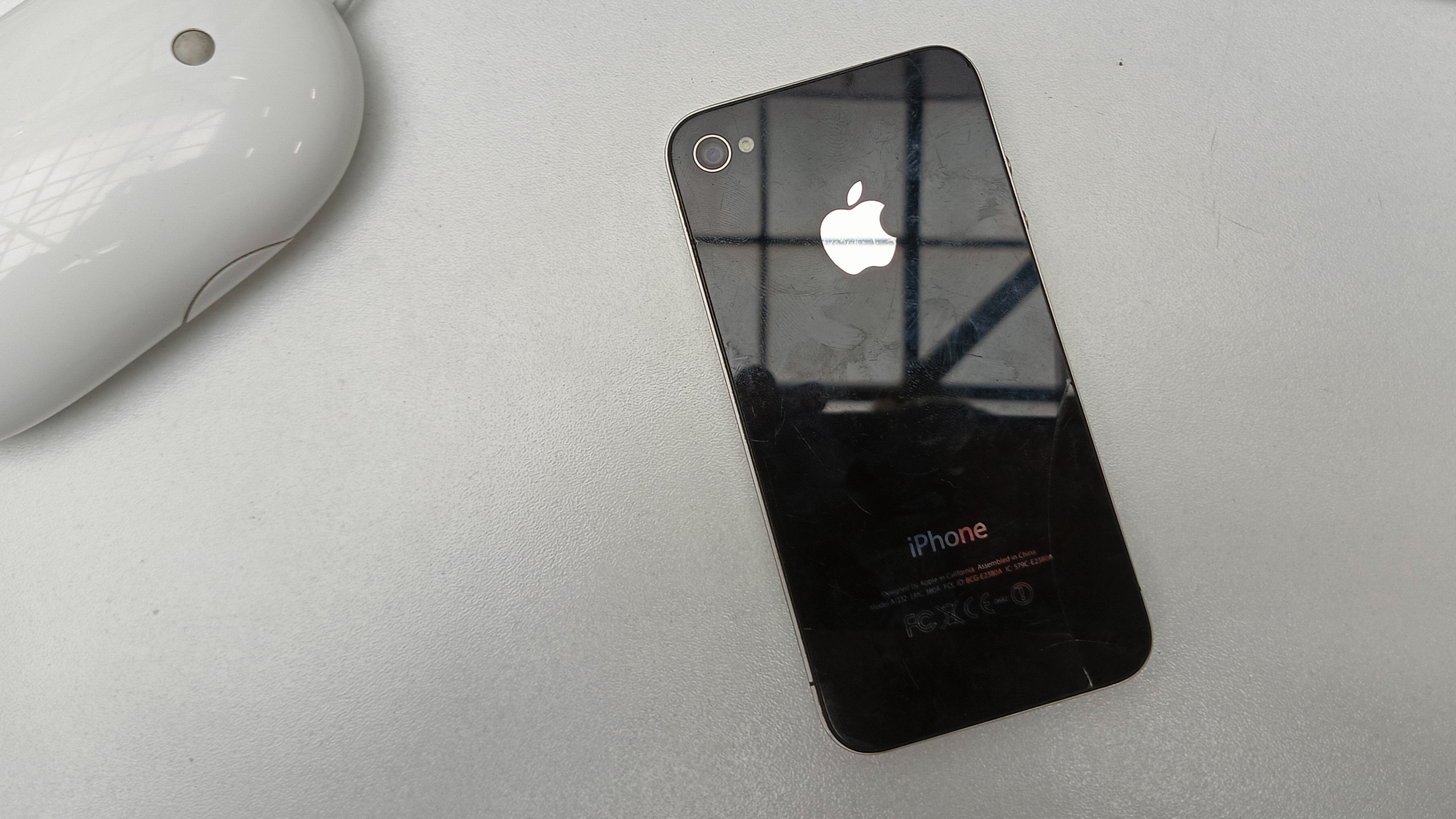 Обзор на IPhone 4 смотреть онлайн