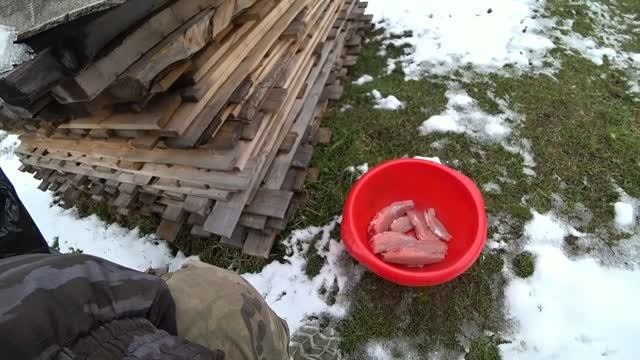 СЕМЕЙНЫЙ ПОДРЯД! КОНСЕРВЫ ИЗ ОКУНЯ ОТ СЕМЬИ НОВИКОВЫХ! СПОСОБ РАЗДЕЛКИ  ГОТОВИМ В АВТОКЛАВЕ !архив