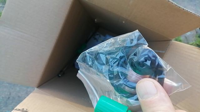 Купил себе опрыскиватель,посмотрю будет он работать с побелкой стен?