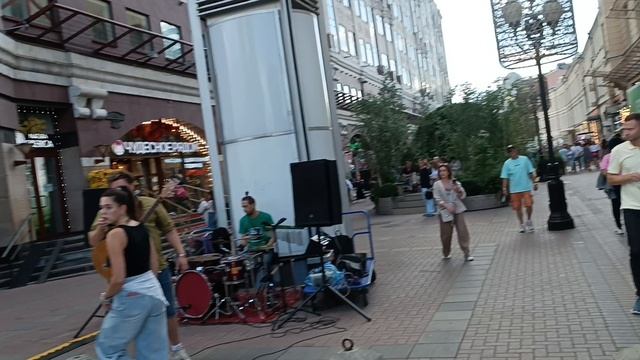 Москва ,рядом с Арбатом