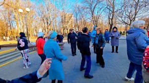 21.03.26г... «Ой ЛЮБЛЮ Я, МИЛАЯ!»... звучит на Танцполе в Гомельском парке...