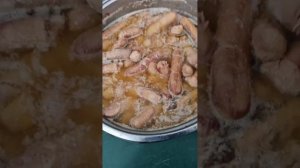 Филе, сосиски, спинки все для наших хвостиков