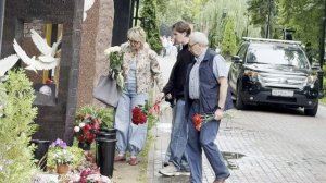 Владимир Меньшов - 5 лет прошло со дня смерти. Юлия Меньшова на могиле родителей . 5 июля 2026