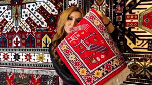 Вековая символика и модные тренды: дизайнеры представили одежду с этническим орнаментом в Баку