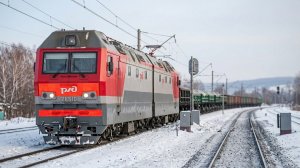 Грузовые поезда РЖД под Новосибирском (деревня Барышево) | Железная дорога в Сибири