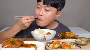 Кореец ест морепродукты. Мукбанг. Китайцы едят на камеру. 🔥 остро / очень остро