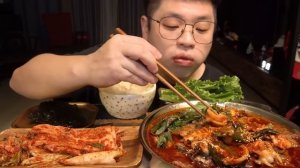 Мукбанг. Корейцы едят на камеру. 🍔 фастфуд