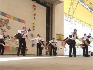 Танцуют все. В Судаке прошел финал республиканского конкурса «Крымский вальс»