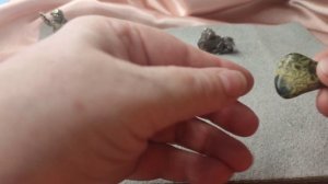 Получила красивые минералы. И история этой посылки.