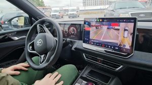 VW Tiguan L Pro — Автоматическая парковка без участия водителя
