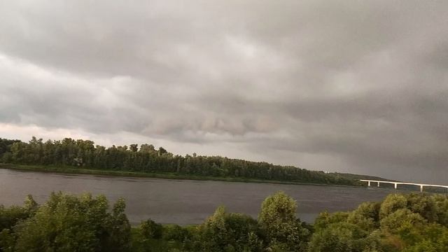 Перед грозой,июльской порой!р Ока. смотреть онлайн